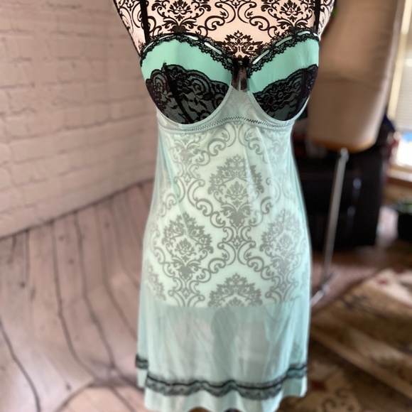 WOMEN'S SIZE LARGE CHEMISE LINGERIE SEA FOAM GREEN BLACK TRIM - Picture 6 of 8